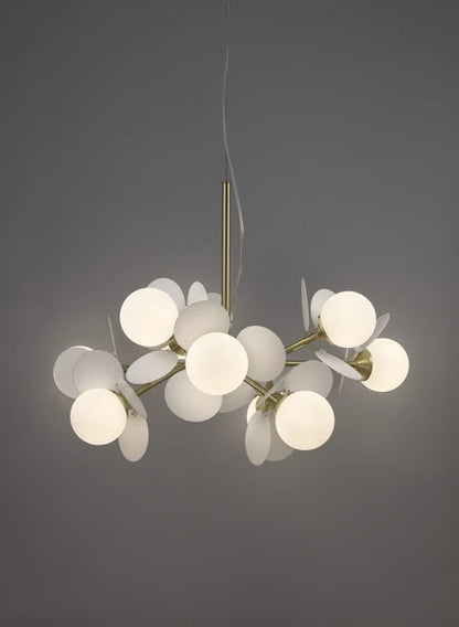 Taklampa guld matsal